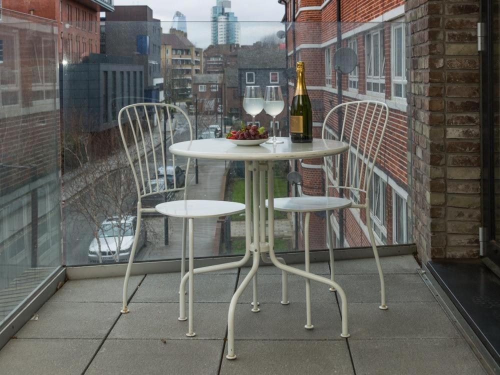 Central Tower Bridge Apartment Londres Exterior foto